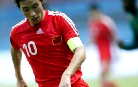 陈涛带队2连胜太亮眼：曾获意甲青睐，绝不让儿子再踢足球！