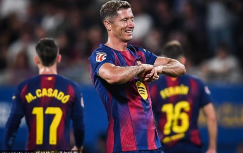 巴萨女足欧冠再出发：复仇拜仁，书写新篇章！