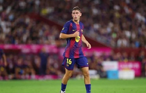 2亿欧！曼联报价维尼修斯，多家豪门引援忙，转会市场硝烟弥漫