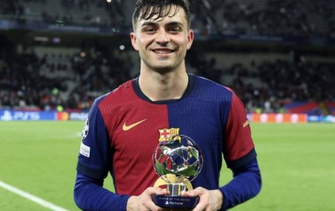佩德里：巴萨与西班牙队的“铁人”核心
