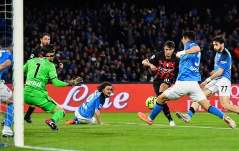 意甲强弱对话：那不勒斯VS科莫 领头羊主场稳冠？升班马客场爆冷？