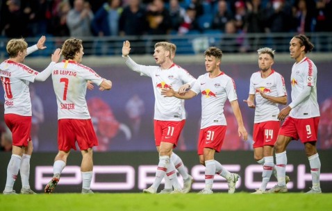 德甲焦点战：拜仁慕尼黑VS莱比锡红牛——攻防博弈与胜负天平