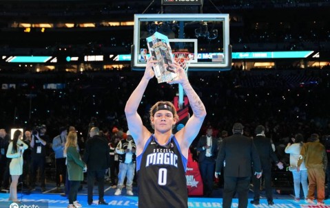 闹着玩？公牛签下3届扣篮王麦克朗 仅3小时后将他裁掉