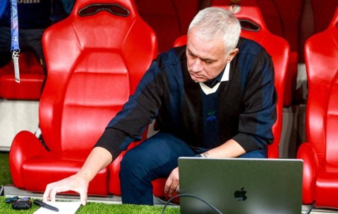 穆里尼奥沦为平庸 费内巴切0-1本菲卡连续2赛季无缘欧冠 0次射正