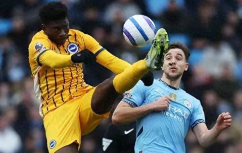 曼联今夏最棘手谈判！布莱顿手握巴莱巴，红魔不砸钱免谈！