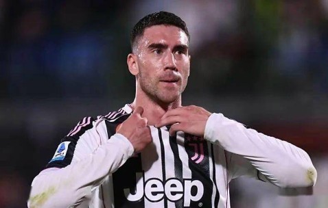 2000万欧！意甲豪门竟集体错过这尊神锋，如今肠子都悔青了！