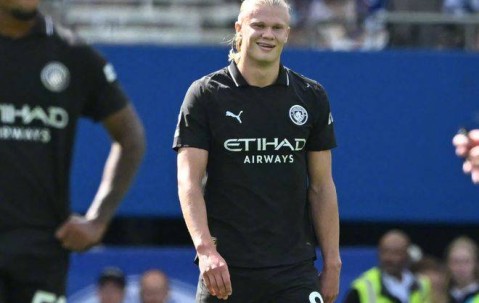 哈兰德破纪录难救主！布莱顿2-1绝杀曼城，蓝月军团魔鬼赛程堪忧