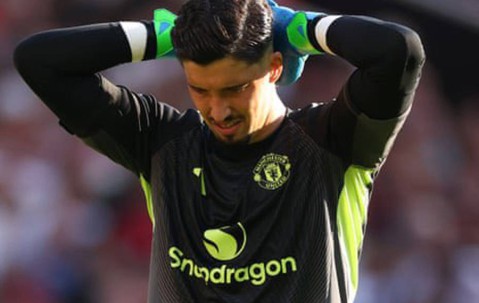 曼联又一人决定不走了！巴因迪尔拒绝土超冠军，决心留下争夺首发