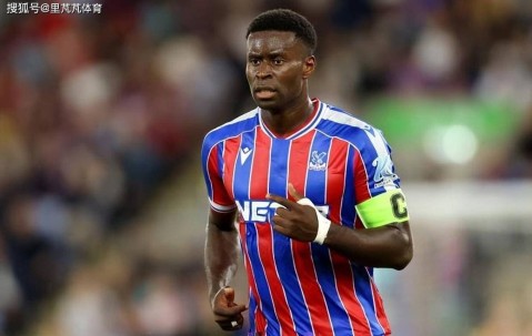 斯洛特不会放弃，加速购买水晶宫队长：他是提升后防可靠的保障