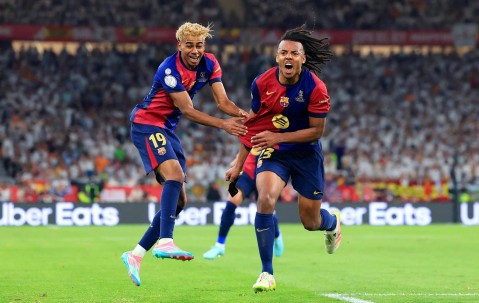 皇马开局三连胜只是假象？西班牙名嘴：巴萨才是西甲最强！