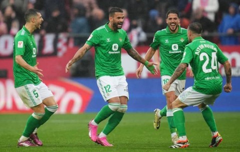 西甲：皇家贝蒂斯VS阿拉维斯比赛分析