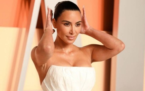 金-卡戴珊想和东契奇学外语遭拒 奥多姆：她会吸干你