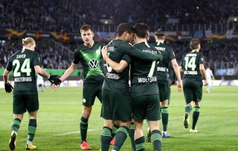 德甲保级生死战！汉堡主场硬撼沃夫斯堡，谁能逃离降级泥潭？