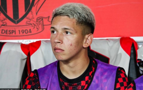 多纳鲁马的命运转折：巴黎为何决定放弃这位欧冠英雄？