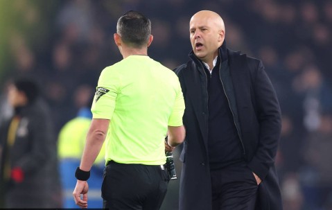 已到悬崖边！利物浦各赛事三连败 “双红会”或定斯洛特去留