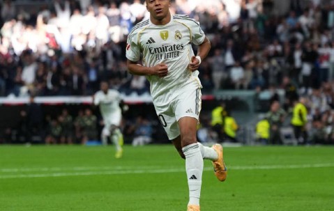 足坛一夜动态！阿森纳7连胜，曼城兵败梦魇之地，皇马复仇巴萨