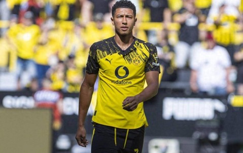 三千万欧打水漂！德甲豪门看走眼，复制贝林厄姆失败，高层后悔了