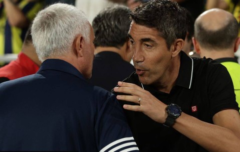 穆里尼奥执教费内巴切首遭零射正：战术失误与球队困境的深度解析