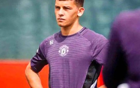 曼联第三右边锋已定！青训福登训练表现征服阿莫林，年底有望首秀