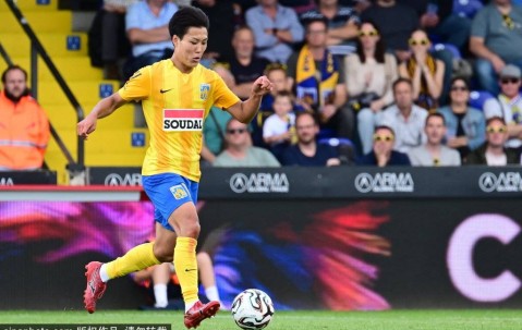 2100万欧元！德甲黑店进货了！27岁日本国脚加盟，或成下一位神锋