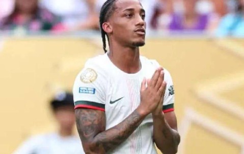 3场定去留，利物浦连遇强敌，切尔西陷入怪圈，没有红牌反而失利