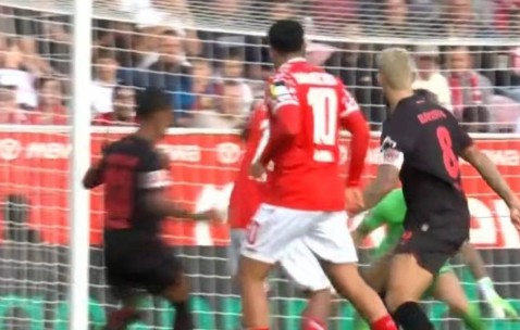 德甲第七轮激战：拜仁七战全胜领跑，勒沃库森险胜紧追