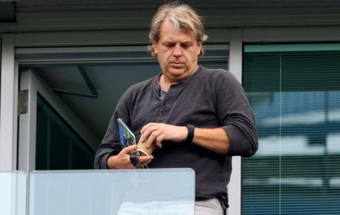 傻胖子和死胖子！伯利让蓝军成为笑柄，拉波尔塔亲手砸掉巴萨招牌