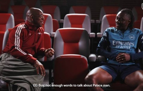 赖特：水晶宫主席前几天给我打电话，说他为埃泽感到高兴和激动