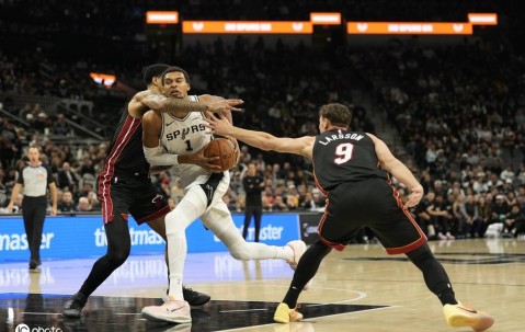 文班亚马27+18 马刺擒热火开局5连胜创队史纪录