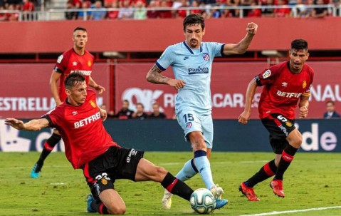 法甲对决：欧塞尔主场迎战洛里昂，中游之争看点十足