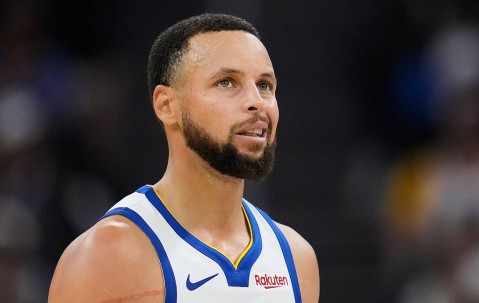 库里42+6+7戈登空砍50分 勇士加时擒掘金两连胜