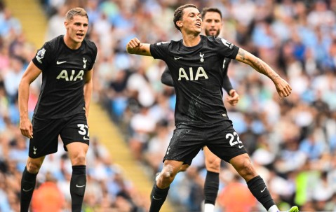 英超-特拉福德送礼约翰逊建功 曼城主场0-2热刺遭赛季首败