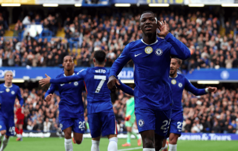 豪门悲喜夜：切尔西2-1绝杀利物浦 拜仁3-0十连胜创造纪录 皇马3-1