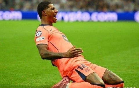 10分钟2球！拉什福德巴萨生涯欧冠首秀封神，成为梅西之后第二人