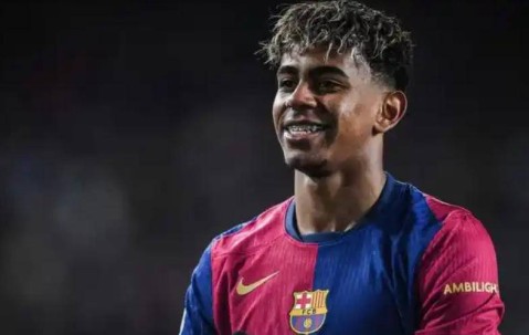 西甲官方宣布赛季MVP！18岁新秀破纪录，拉菲尼亚备受关注