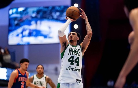 西甲豪门巴塞罗那对自由球员诺里斯表现出浓厚兴趣