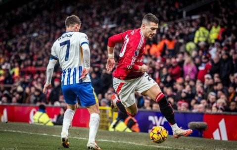 曼联4-2布莱顿！可怕的不是取得三连胜，而是球迷赛后的表态