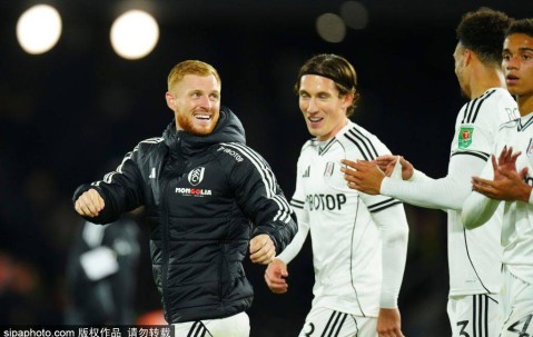 英格兰联赛杯第3轮：富勒姆1-0剑桥联</title>
        
    <title>英格兰联赛杯第3轮：富勒姆1-0剑桥联