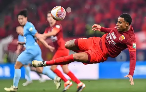 德布劳内7500万欧转会曼城成经典：天价投资如何铸就蓝月王朝