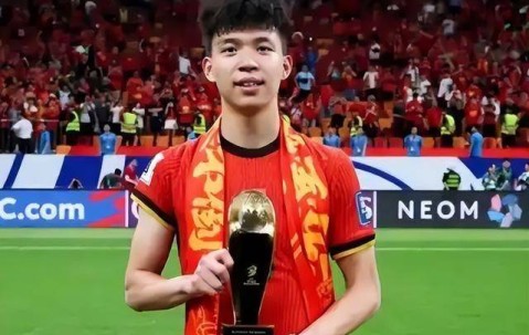 王钰栋踢意甲主力？并非毫无希望，2点因素有利，赞助商该发力了