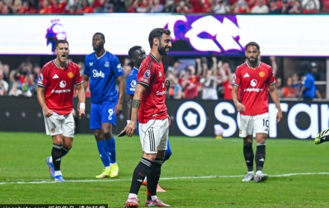 布鲁诺·费尔南德斯拒绝天价诱惑，坚持曼联忠诚之路