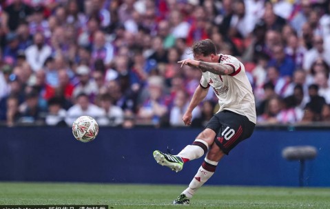 基耶萨的未来悬念：贝西克塔斯的追求与利物浦的决心