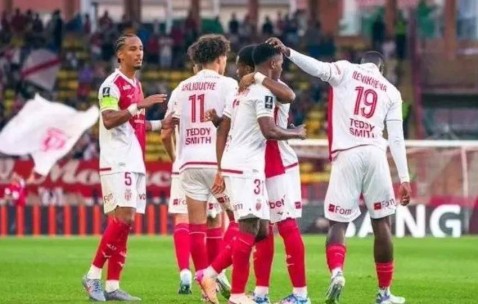 紧随拜仁4-0，利物浦5-1，皇马1-0横扫尤文3连胜，欧冠最新积分榜揭晓</title>
        
    <title>紧随拜仁4-0，利物浦5-1，皇马1-0横扫尤文3连胜，欧冠最新积分榜揭晓