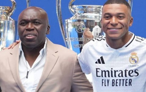 姆巴佩父亲：K77欧冠决赛逼抢没啥大不了，这不是姆巴佩该做的事