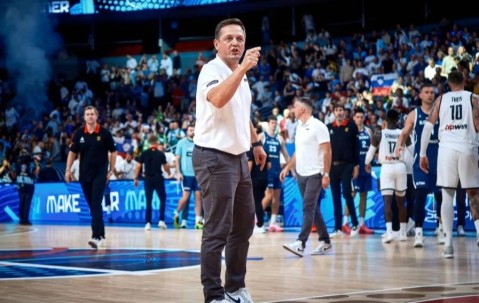 斯洛文尼亚主帅质疑判罚 东契奇:这辈子没遇过这种事