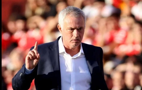 4球狂飙+92分钟绝平！穆帅一夜让全欧清醒，皇马利物浦惊魂过关