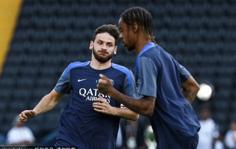 法甲第三轮最佳阵容揭晓：若昂·内维斯完美10分领衔，巴黎双星闪耀全场