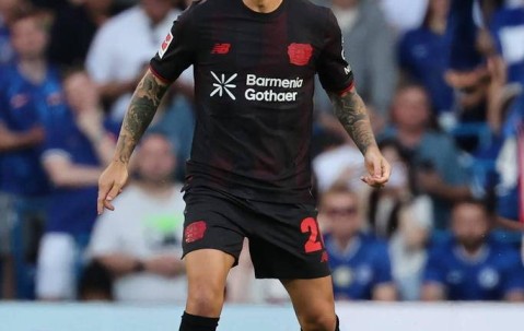 加纳乔转会切尔西！40亿巨资背后，是曼联青训的辉煌与裂痕