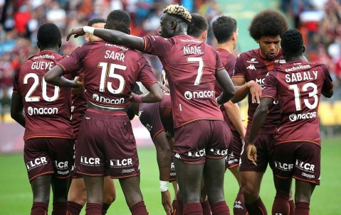 周日法甲焦点战：图卢兹主场强势出击，梅斯恐难全身而退