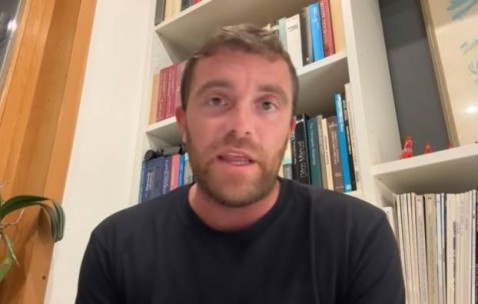 曼联有意费尔明？罗马诺：费尔明没想离队，巴萨也不打算出售他